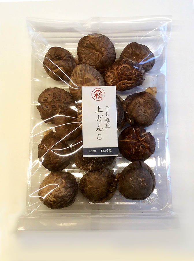 原木 冬菇(どんこ)椎茸です